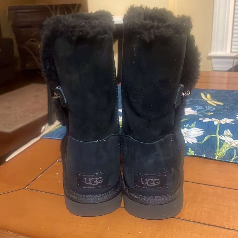 Black UGG boots